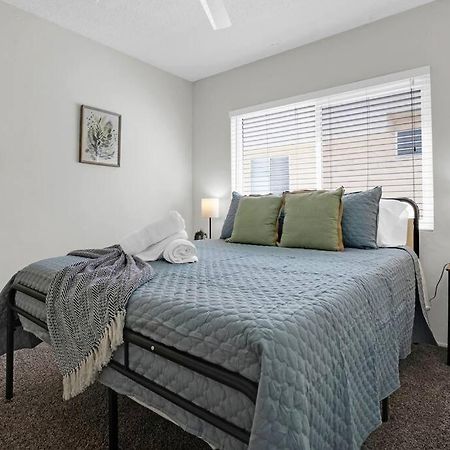 6Th Haven, Arcade, King Bed, Games, 1 Mile To Beaches Long Beach Esterno foto